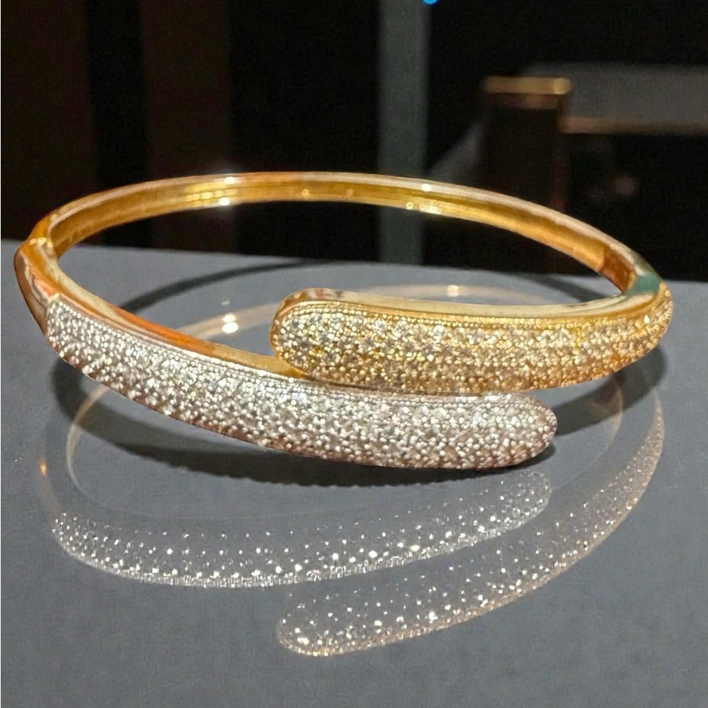 PAVÉ DOME CRYSTAL GOLD TWO-TONE BANGLE BRACELET. NWOT. - Picture 12 of 14